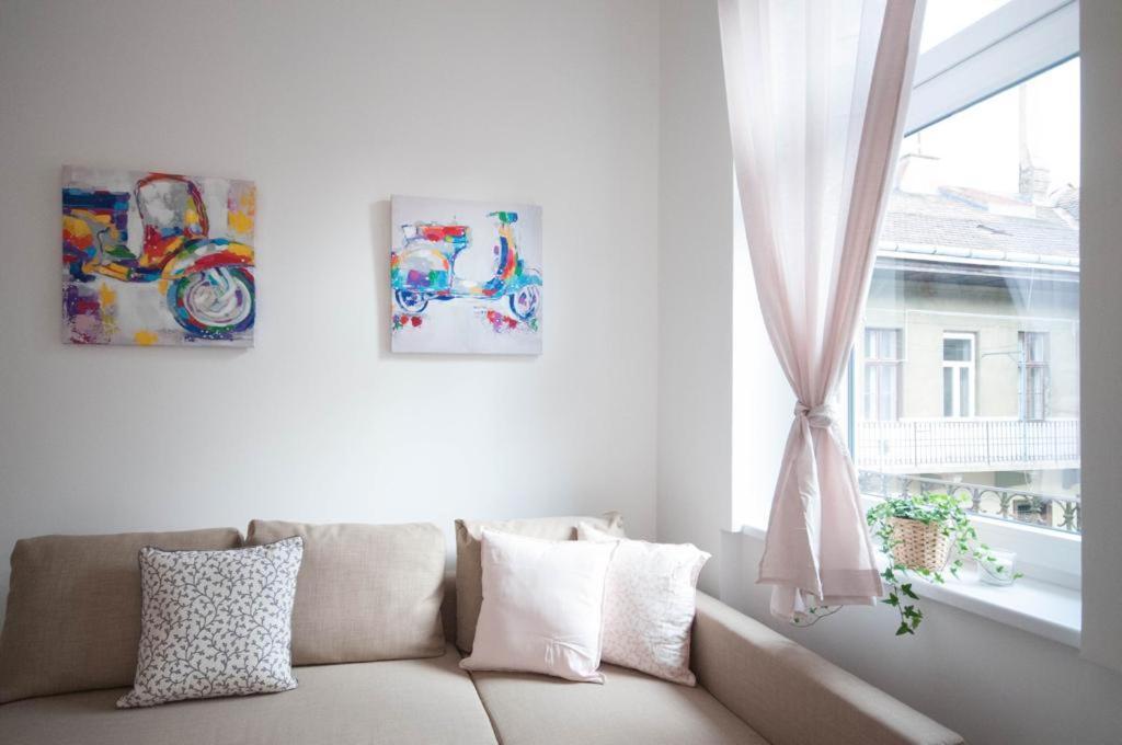 Cs3 Csanyi Apartment บูดาเปสต์ ภายนอก รูปภาพ